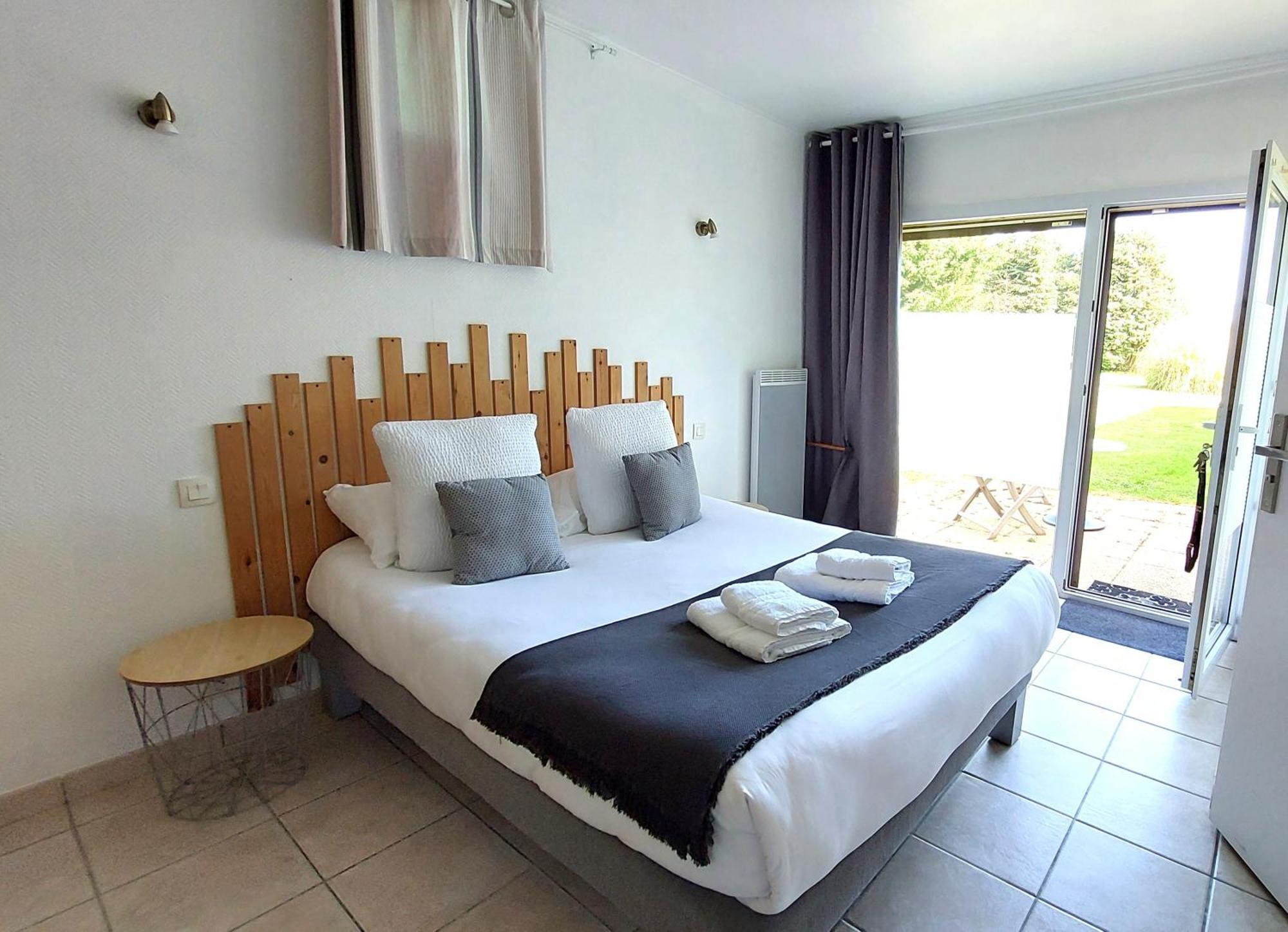 Logis La Rosiere Tracy-sur-Mer