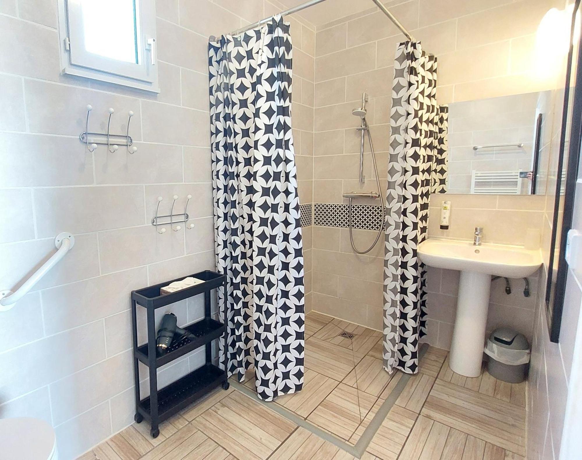 Hotel Logis La Rosiere 3*
