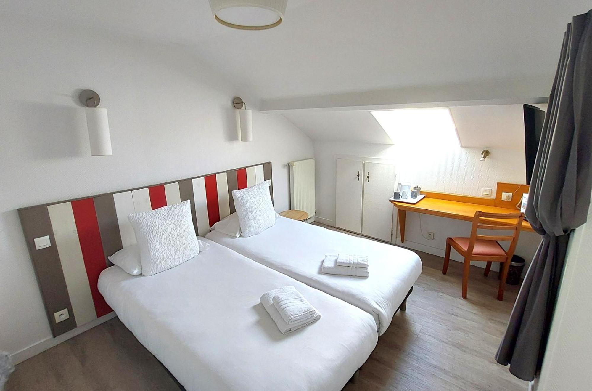 Logis La Rosiere Hotel 3*