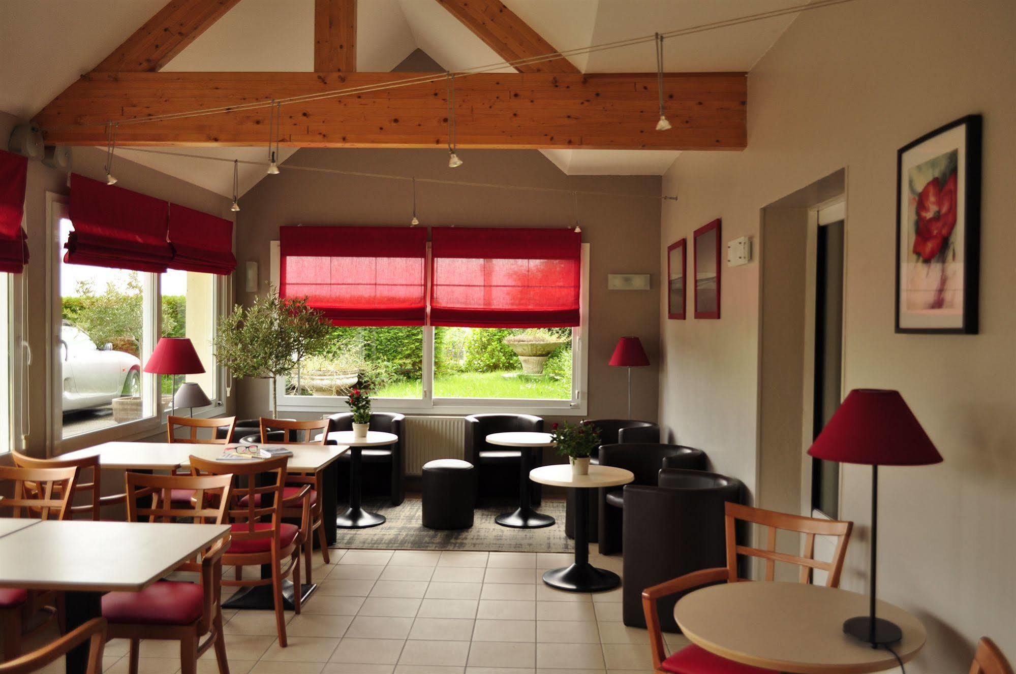 Logis La Rosiere 3*